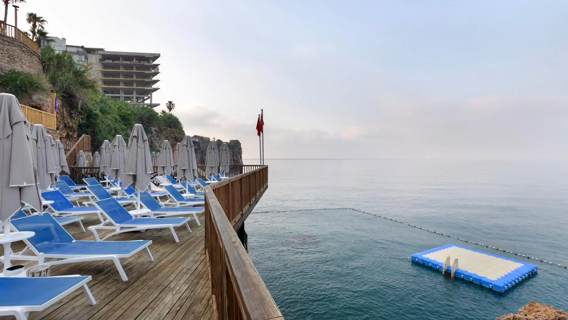 Ramada Plaza Antalya Hotel