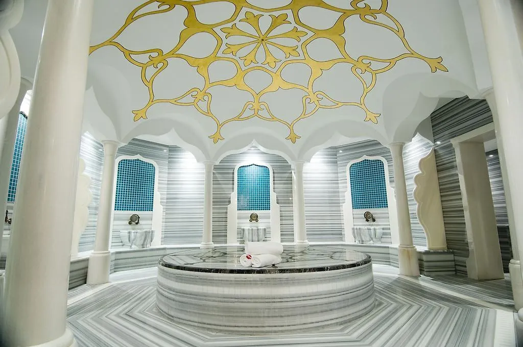 Ramada Plaza Antalya Hotel