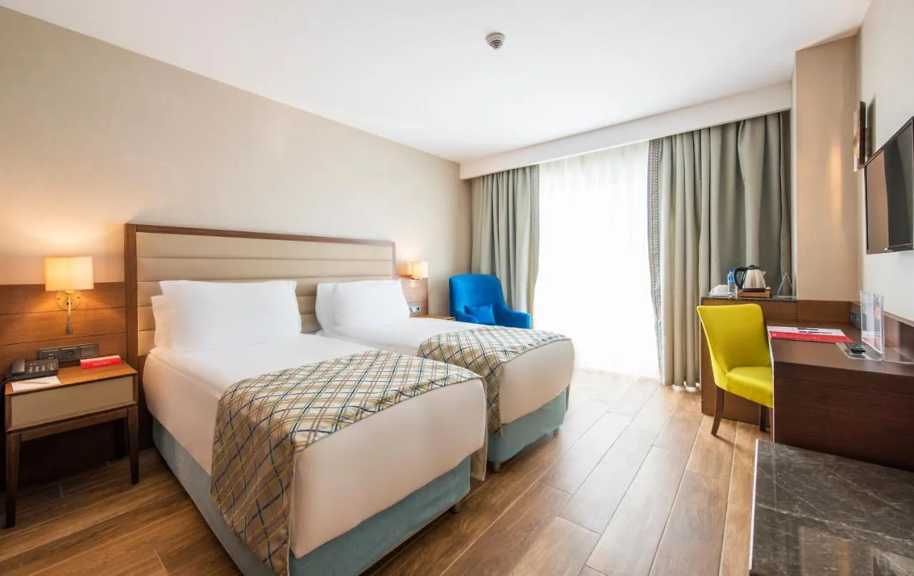 Ramada Plaza Antalya Hotel